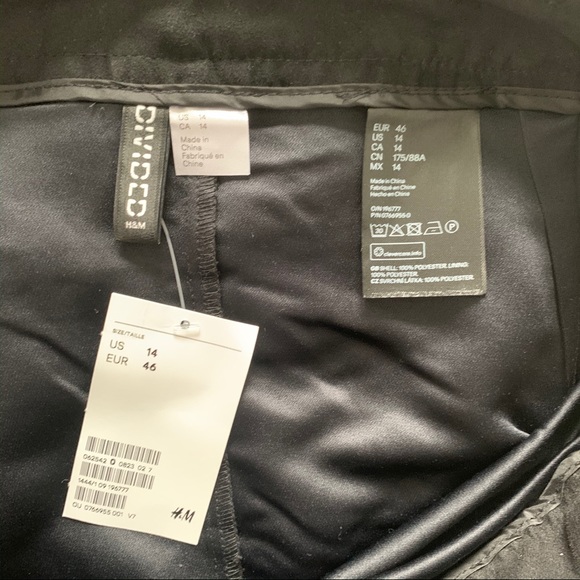 H&M overall dress - Black “suede” NWT - Picture 4 of 6